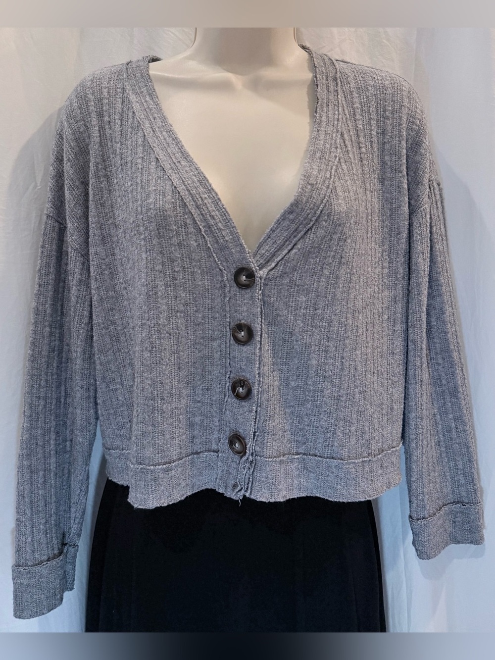 HASHTTAG Ribbed Cropped Cardigan
